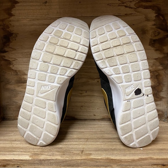 Nike roshe one black gold running sneakers shoes - Picture 7 of 8